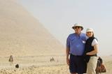 IMG_1685 A passionate embrace by the pyramids.