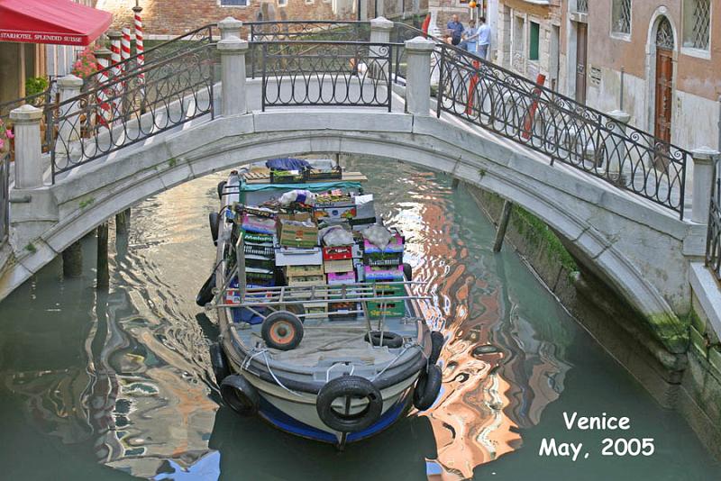 IMG_2507 A Venetian grocery truck.