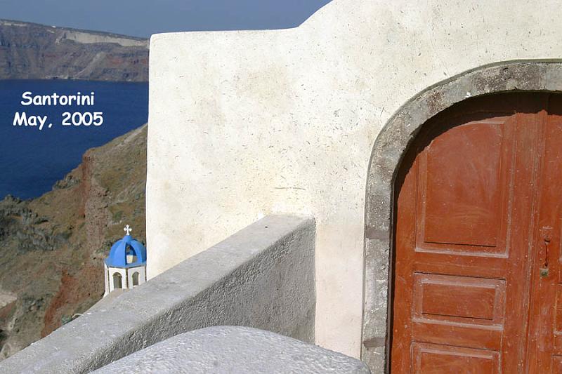 IMG_2601a Red door, white wall, blue roof, blue sea.